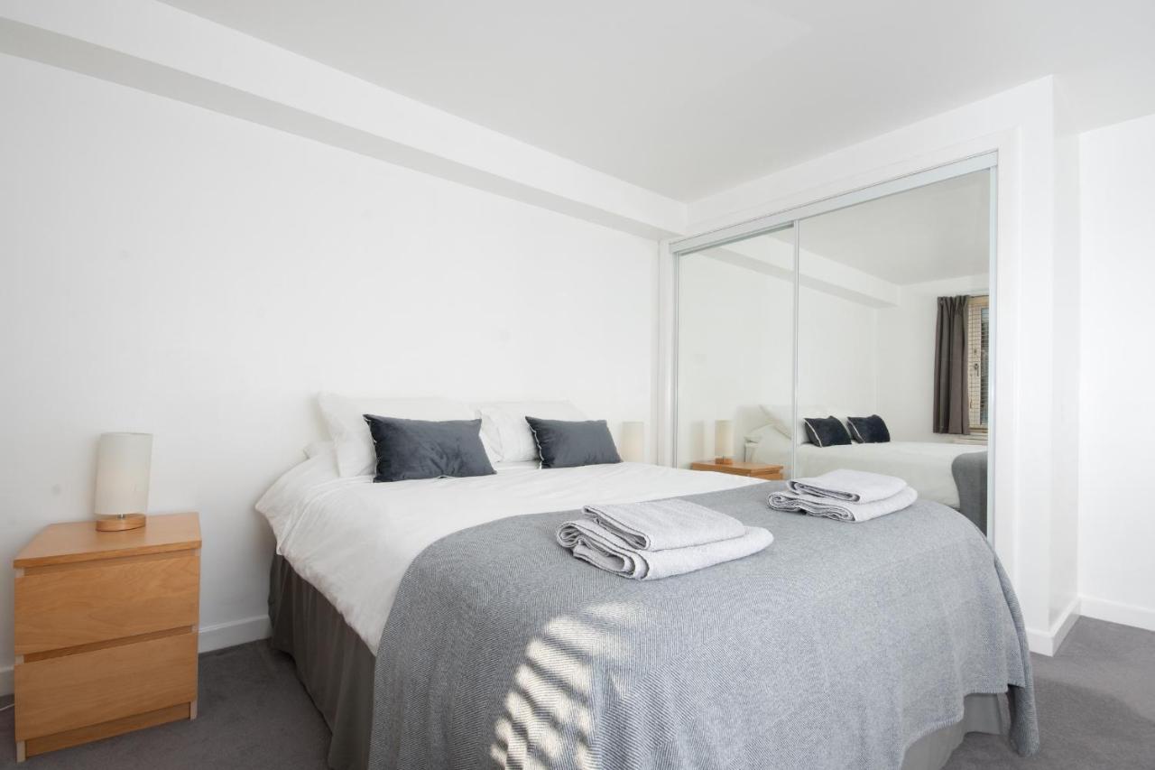 Dwellcome Home Ltd 2 King Beds West End Apt, Half Mile To Union Street Yet Quiet, Free Allocated Parking Space At Rear Entrance & Fast Wifi, Ideal For Long Term Contractor, Corporate, Etc Stays, Regular Housekeeping Option - See Our Site For Assuranc Aberdeen Eksteriør bilde